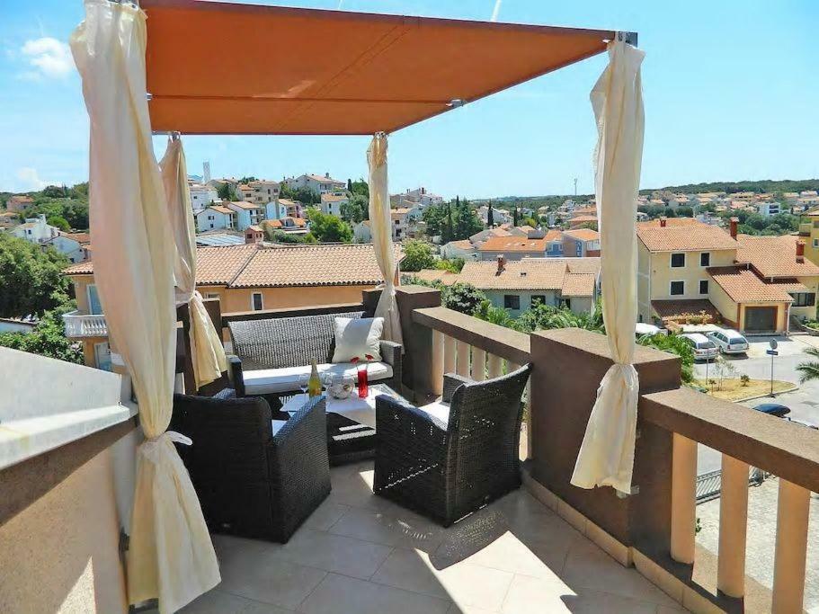 Apartment Leona Pula Exterior foto